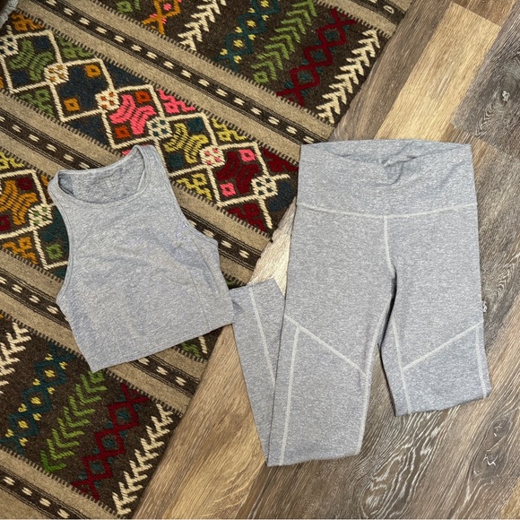 Matching Workout Set Sz S EUC High Rise & Cutout Back Heather Grey - Picture 2 of 8
